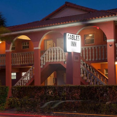 Gables Inn Miami Exterior foto