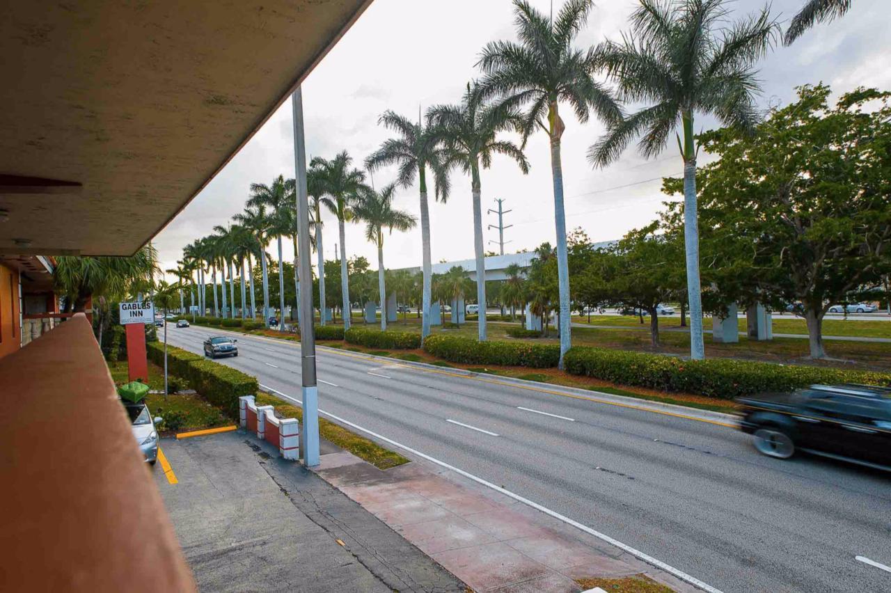 Gables Inn Miami Exterior foto