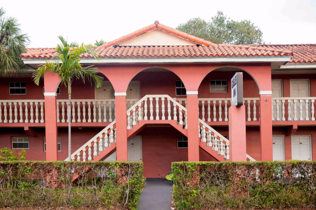 Gables Inn Miami Exterior foto